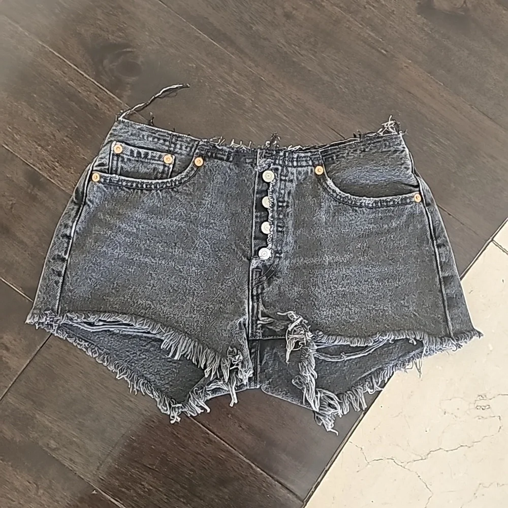 Levi's 501 Anniversary Edition Dark Wash Cut Off Denim Shorts Raw Hem W25